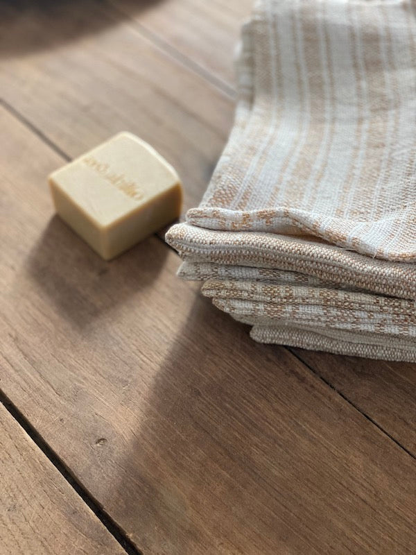 La petite pochette rayée en lin upcyclé