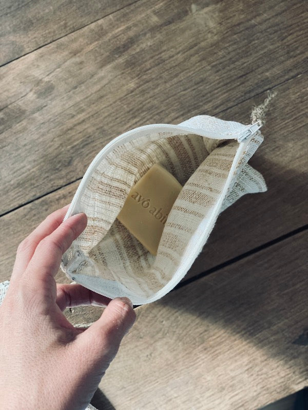 La petite pochette rayée en lin upcyclé